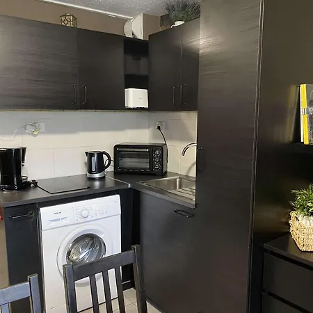 T2 Renove Avec Clim, Wifi Et Parking A 15 Min Des Thermes De - Fr-1-553-229 Apartment *